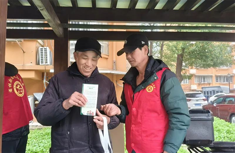 机械厂开展学雷锋系列志愿服务活动 机械厂开展学雷锋系列志愿服务活动